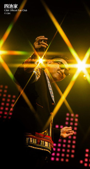 待受 vol.325(Photo: 渡邉一生)